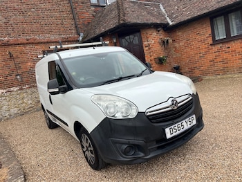 Used Vauxhall Combo 2015 for sale - 79282136: Photo