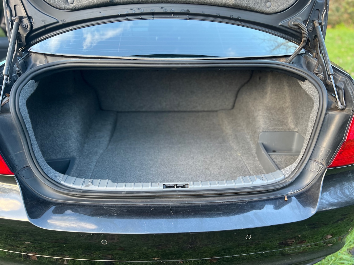 Used BMW 3 Series 2011 for sale - 77065512: Photo 18