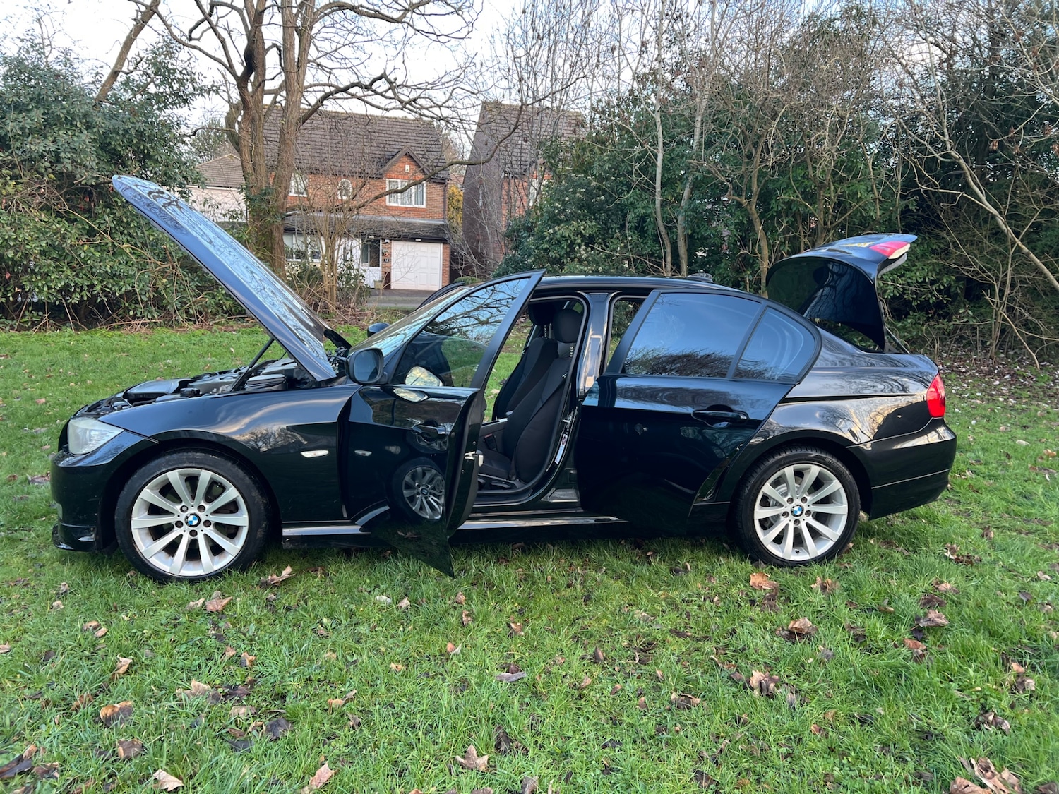 Used BMW 3 Series 2011 for sale - 77065512: Photo 26