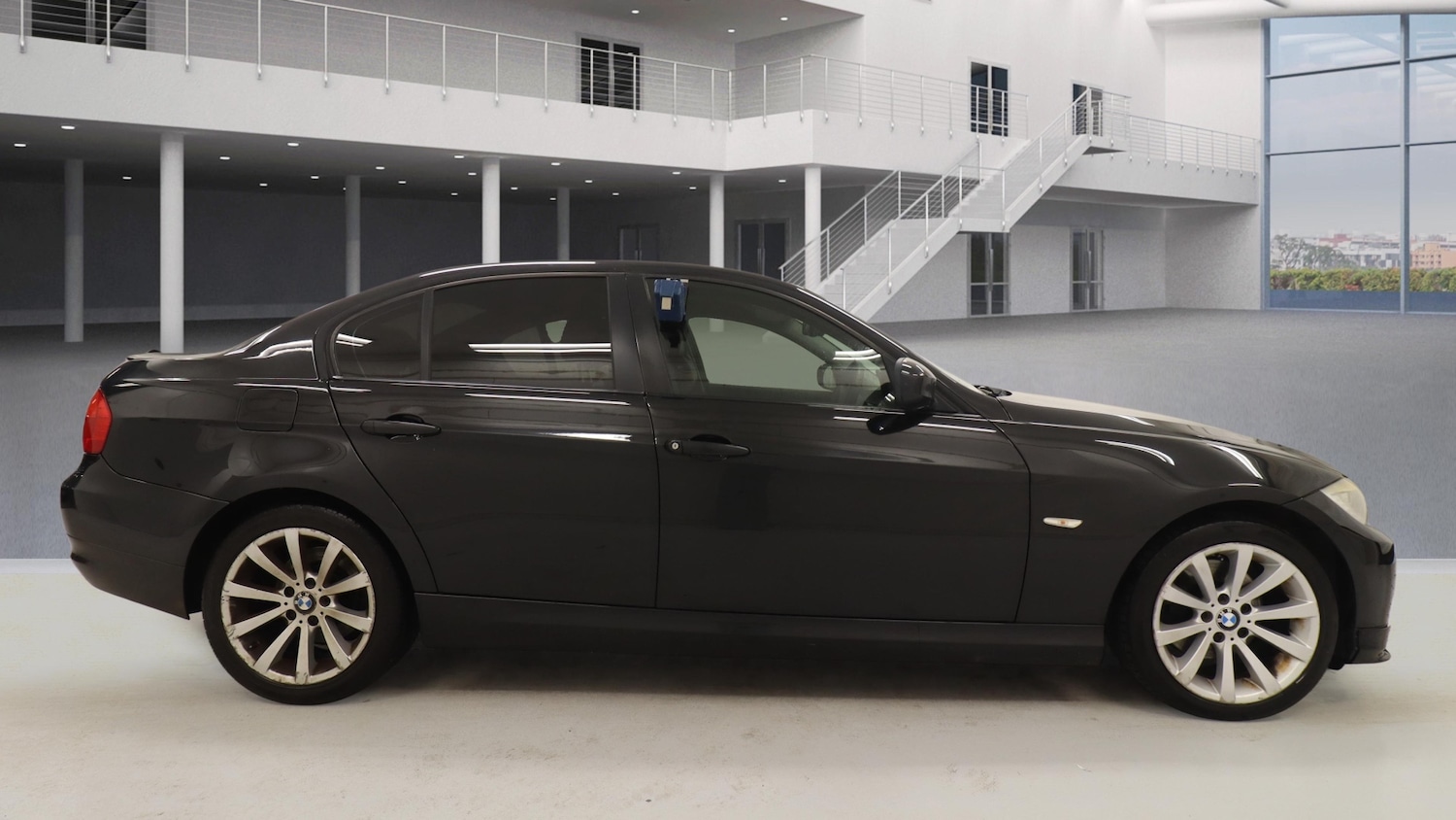 Used BMW 3 Series 2011 for sale - 77065512: Photo 8