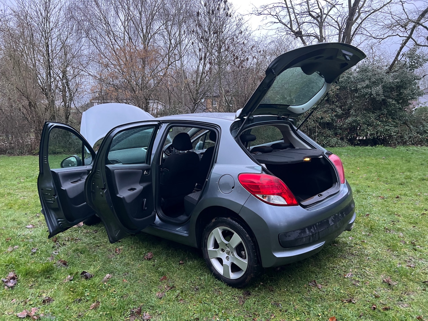 Used Peugeot 207 2009 for sale - 77508951: Photo 25