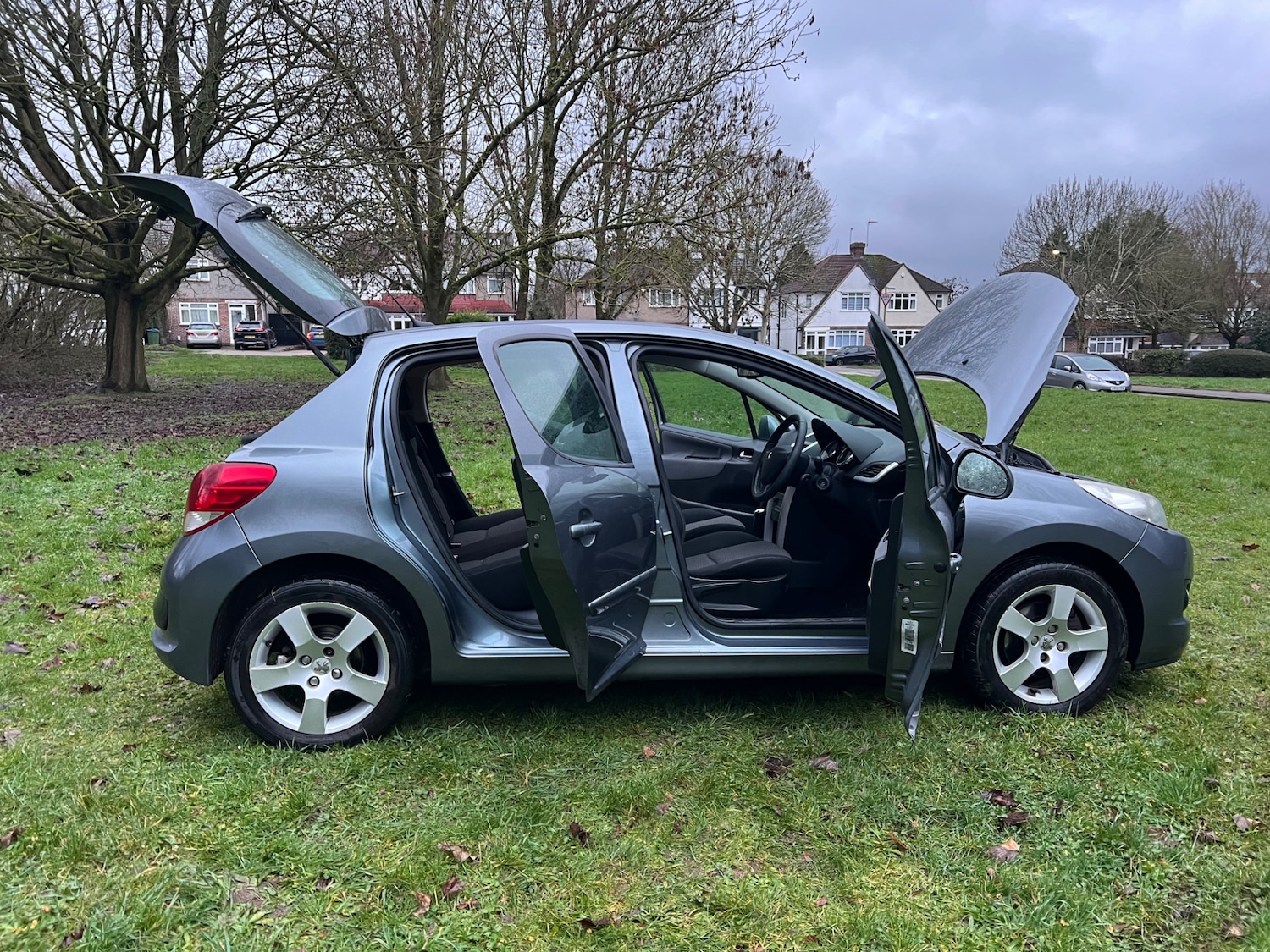 Used Peugeot 207 2009 for sale - 77508951: Photo 28