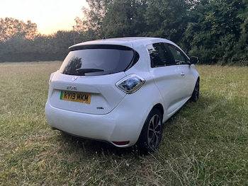 Used Renault Zoe 2019 for sale - 79165980: Photo