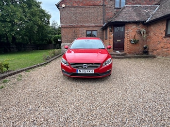 Used Volvo V60 2015 for sale - 78941673: Photo