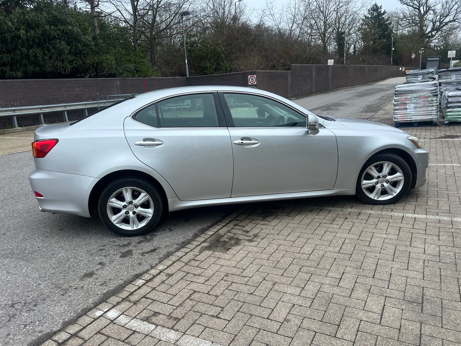Used Lexus IS 2009 for sale - 77497587: Photo 2
