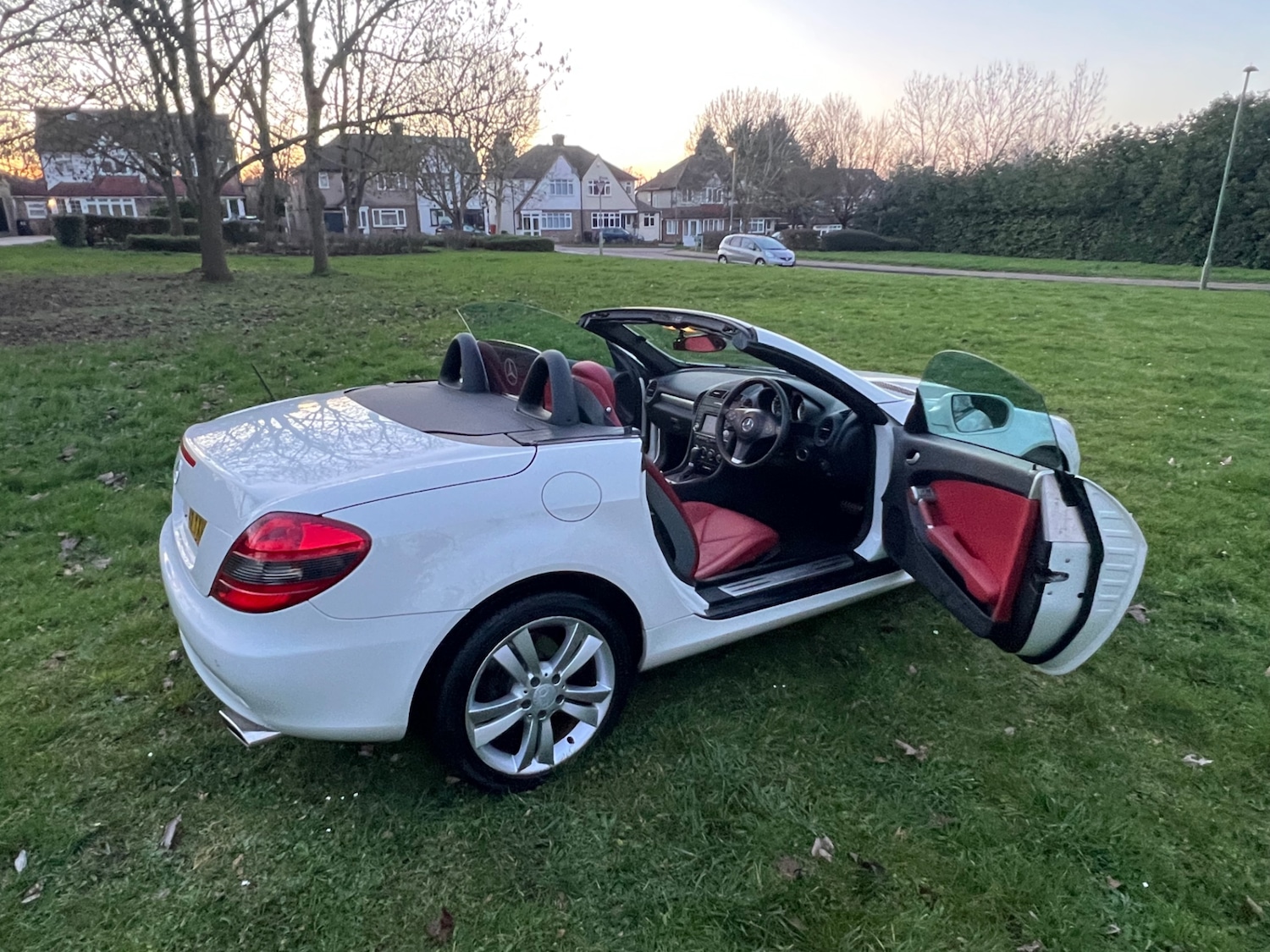 Used Mercedes-Benz SLK 2009 for sale - 77743192: Photo 27