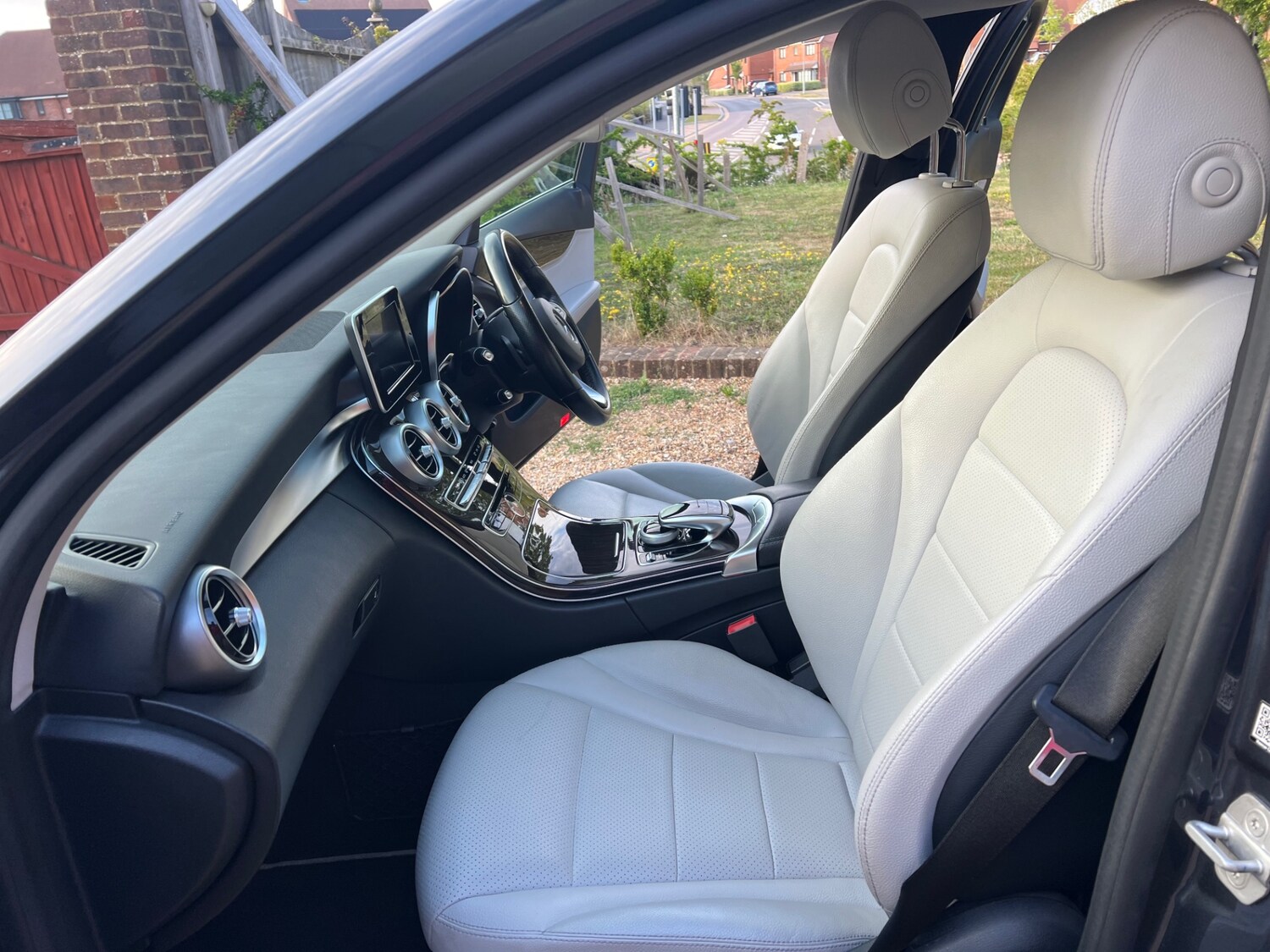 Used Mercedes-Benz C Class 2014 for sale - 76035517: Photo 14