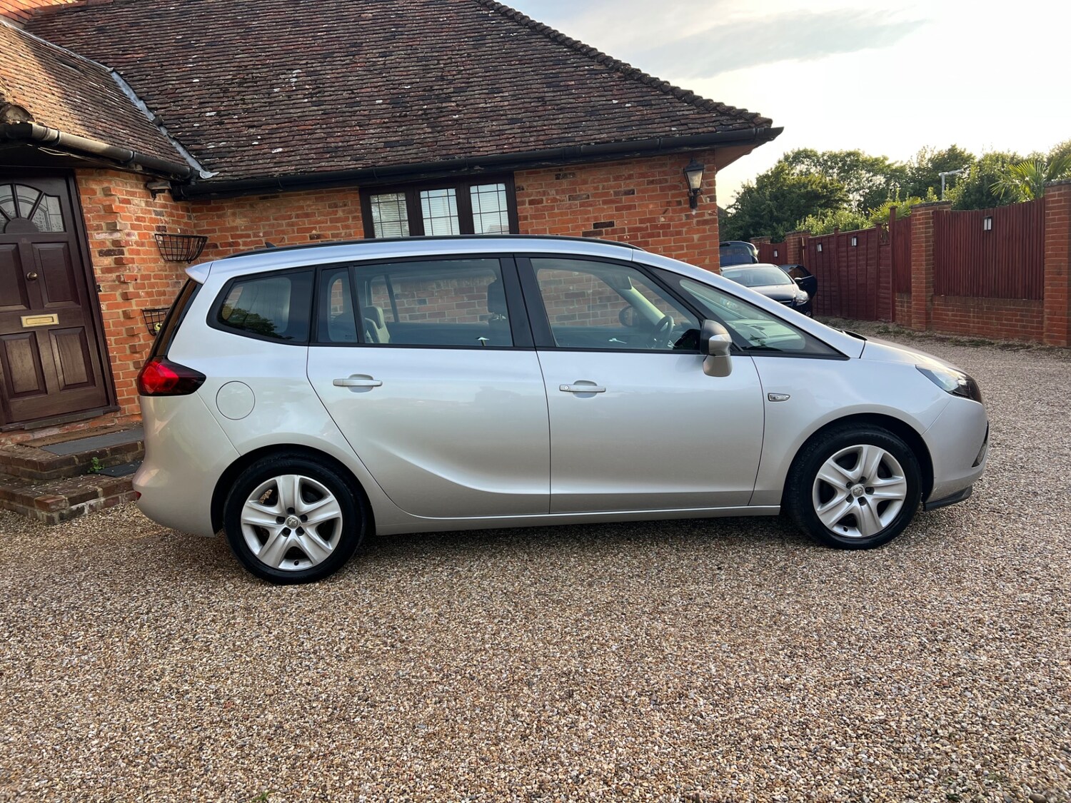 Used Vauxhall Zafira 2012 for sale - 76034967: Photo 3