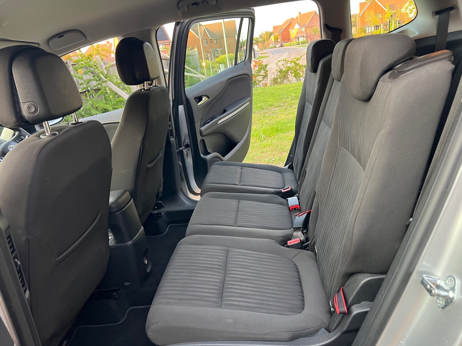 Used Vauxhall Zafira 2012 for sale - 76034967: Photo 30