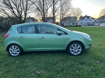 Used Vauxhall Corsa 2010 for sale - 77513922: Photo