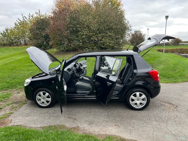 Used Skoda Fabia 2009 for sale - 76277216: Photo 32