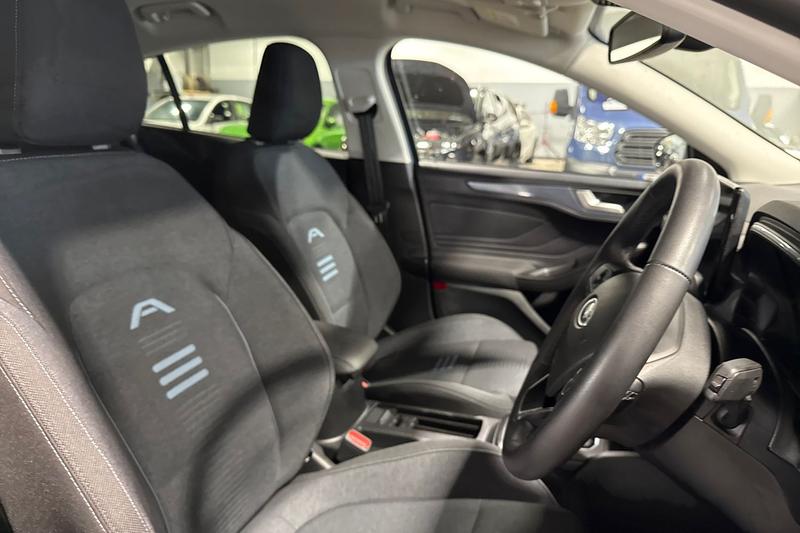 Used Ford Focus 2023 for sale - 76162001: Photo 17