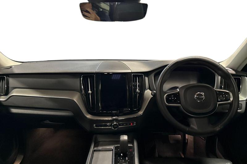 Used Volvo XC60 2023 for sale - 76452949: Photo 10