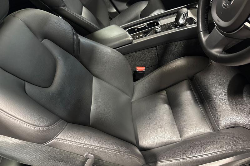 Used Volvo XC60 2023 for sale - 76452949: Photo 31