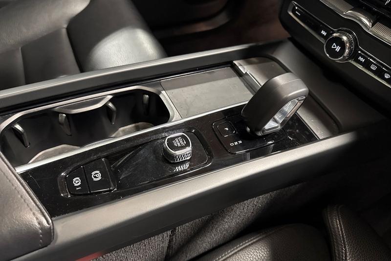 Used Volvo XC60 2023 for sale - 76452949: Photo 35