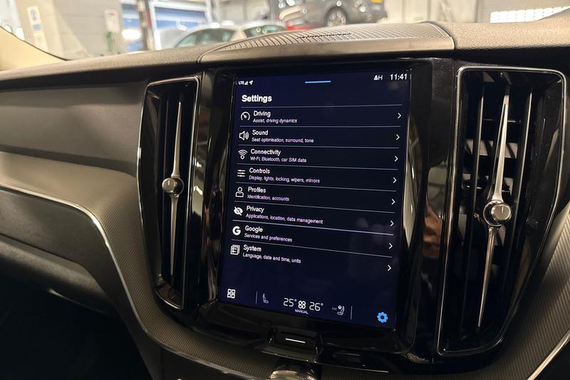 Used Volvo XC60 2023 for sale - 76452949: Photo 45