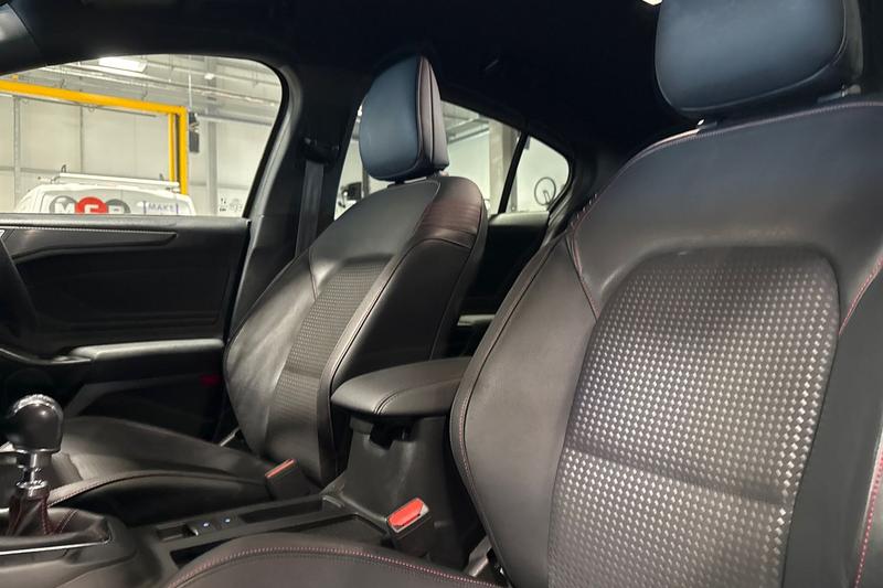 Used Ford Focus 2020 for sale - 77724678: Photo 19