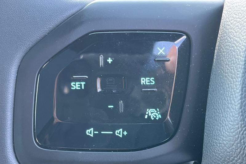 Used Ford Explorer 2024 for sale - 76234824: Photo 41