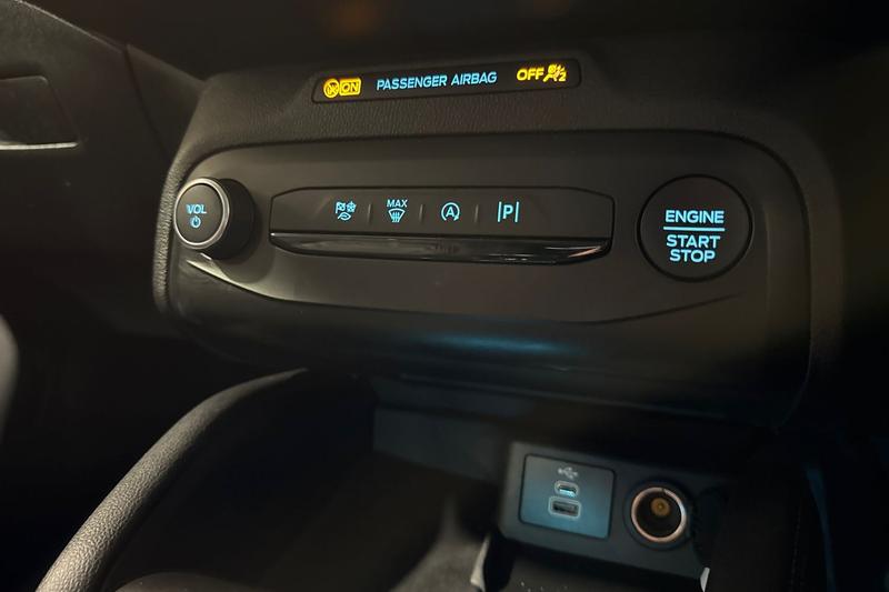 Used Ford Focus 2023 for sale - 77961901: Photo 31