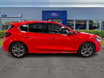 Used Ford Focus 2023 for sale - 79108083: Photo