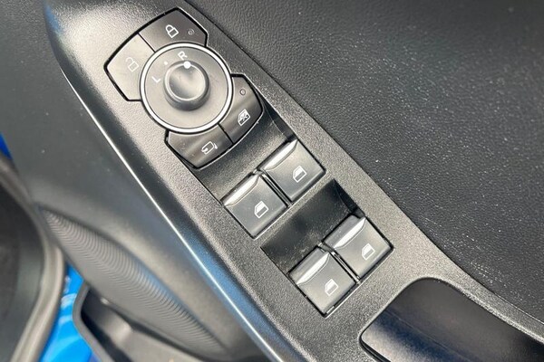 Used Ford Puma 2023 for sale - 75730778: Photo 16
