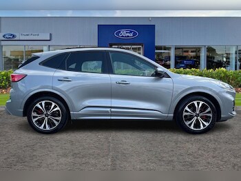 Used Ford Kuga 2023 for sale - 77006108: Photo