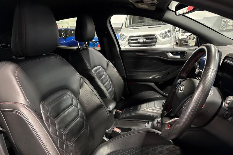 Used Ford Focus 2022 for sale - 77403555: Photo 17