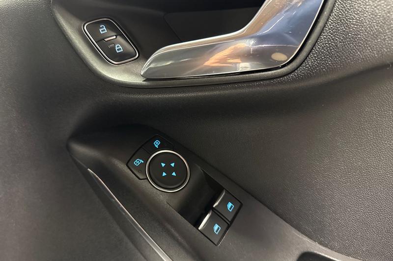 Used Ford Fiesta 2017 for sale - 77951279: Photo 16