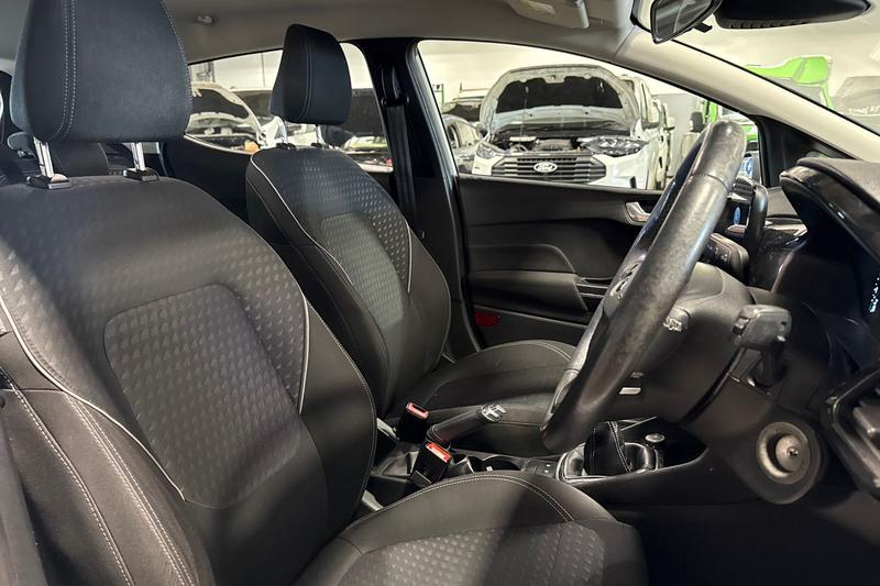 Used Ford Fiesta 2017 for sale - 77951279: Photo 17