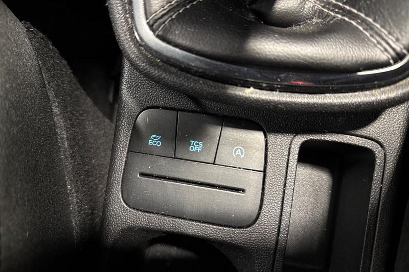 Used Ford Fiesta 2017 for sale - 77951279: Photo 31