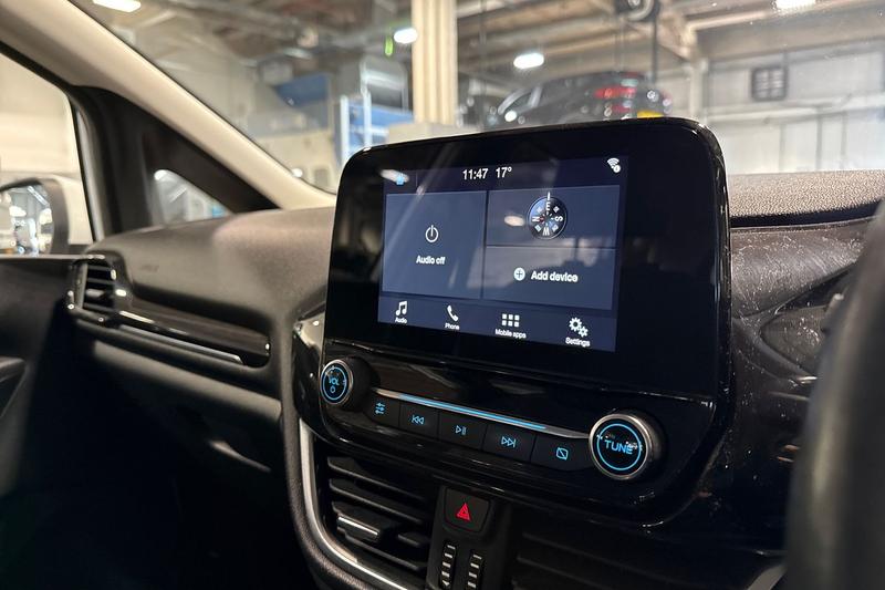 Used Ford Fiesta 2017 for sale - 77951279: Photo 32