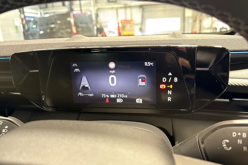 Used Ford Explorer 2025 for sale - 77813059: Photo 13