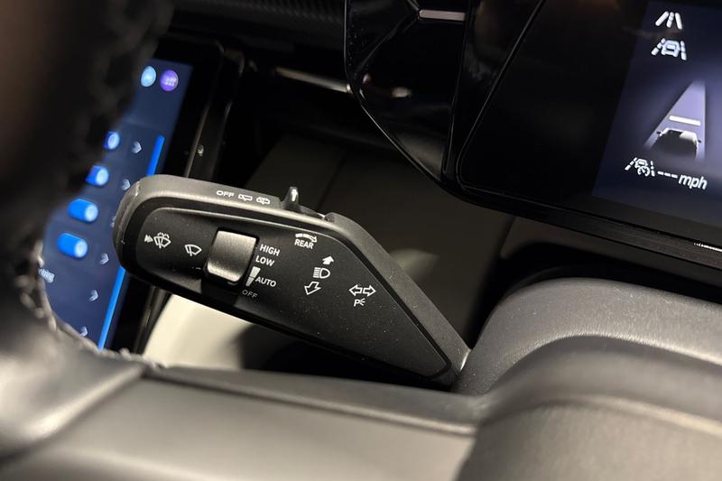 Used Ford Explorer 2025 for sale - 77813059: Photo 14