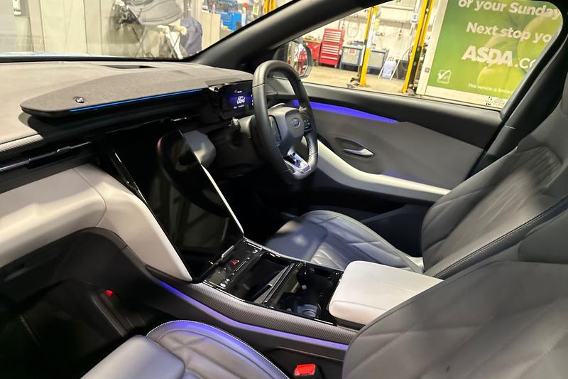 Used Ford Explorer 2025 for sale - 77813059: Photo 18