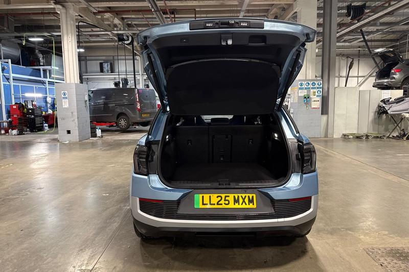 Used Ford Explorer 2025 for sale - 77813059: Photo 21