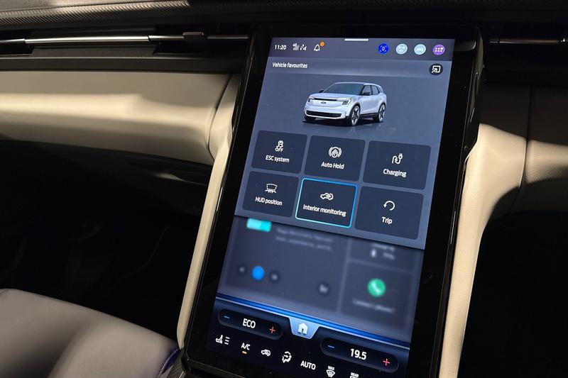 Used Ford Explorer 2025 for sale - 77813059: Photo 36