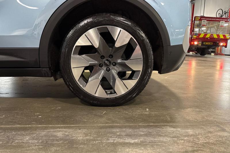 Used Ford Explorer 2025 for sale - 77813059: Photo 8