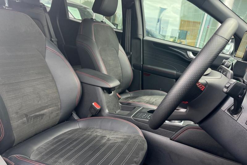 Used Ford Kuga 2023 for sale - 76382292: Photo 17