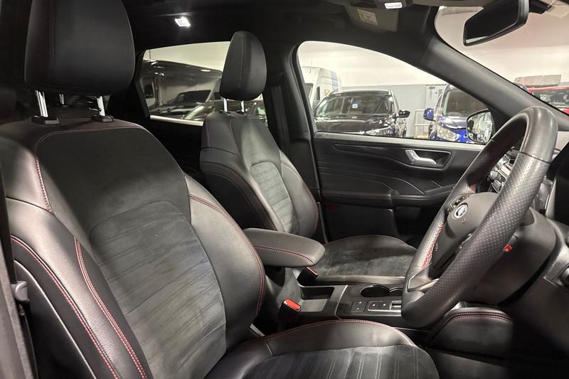 Used Ford Kuga 2022 for sale - 76895452: Photo 17