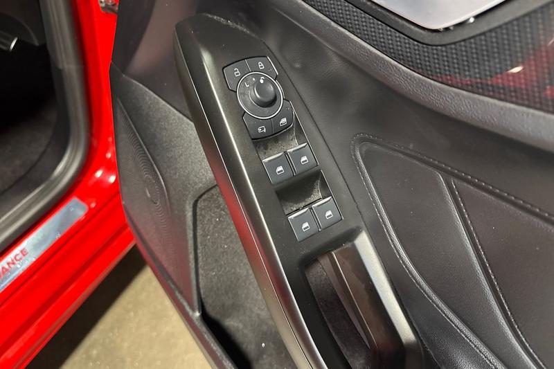 Used Ford Focus 2023 for sale - 76500644: Photo 16