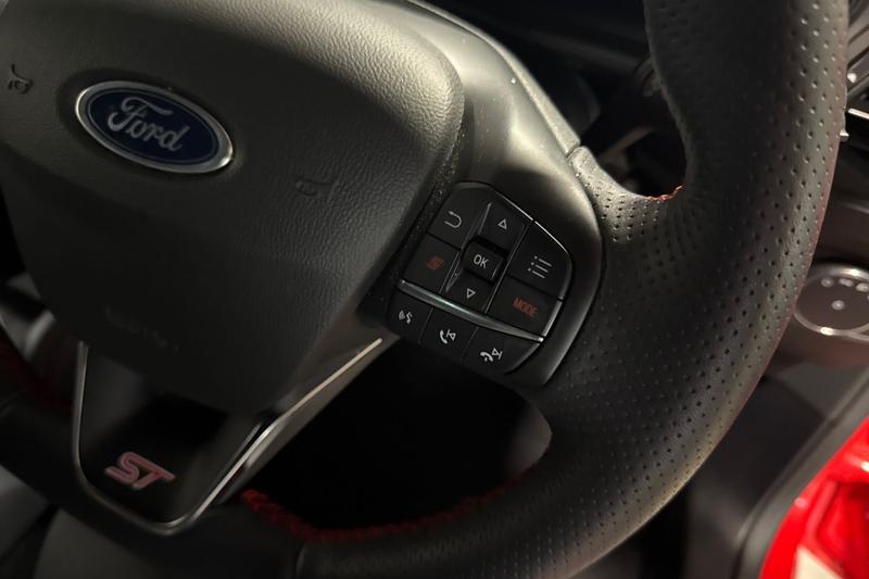 Used Ford Focus 2023 for sale - 76500644: Photo 29