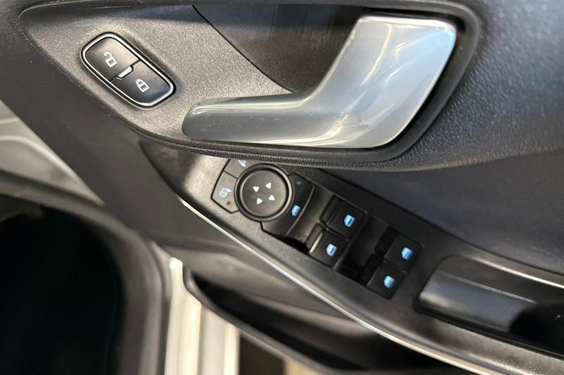 Used Ford Fiesta 2023 for sale - 76190479: Photo 16