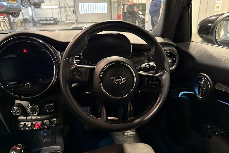 Used MINI Hatch 2021 for sale - 77157325: Photo 12