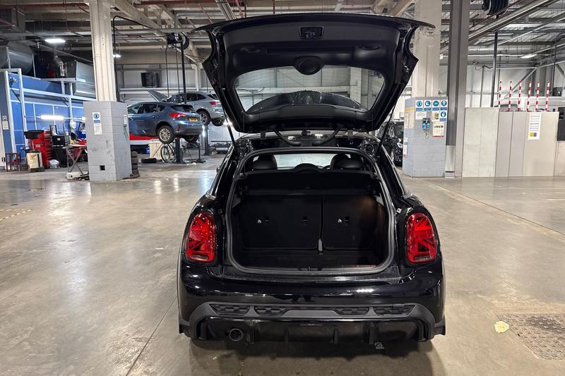 Used MINI Hatch 2021 for sale - 77834373: Photo 21