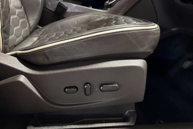 Used Ford Kuga 2019 for sale - 76616298: Photo 29