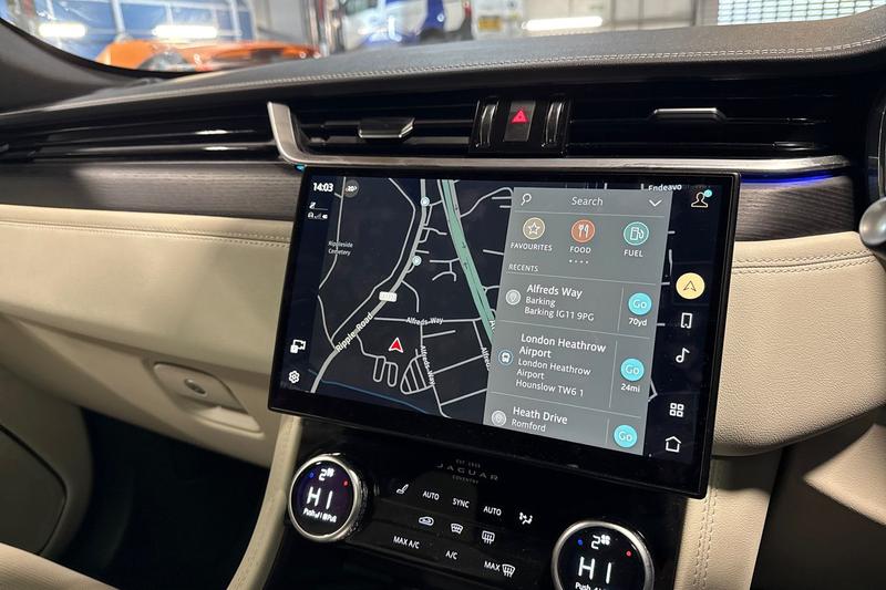 Used Jaguar F-Pace 2022 for sale - 77407106: Photo 46