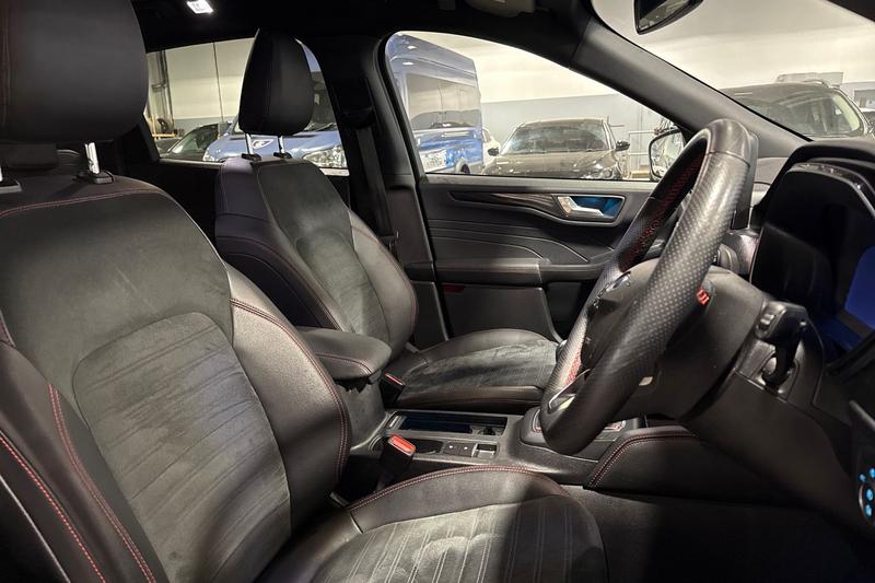Used Ford Kuga 2022 for sale - 76557373: Photo 17