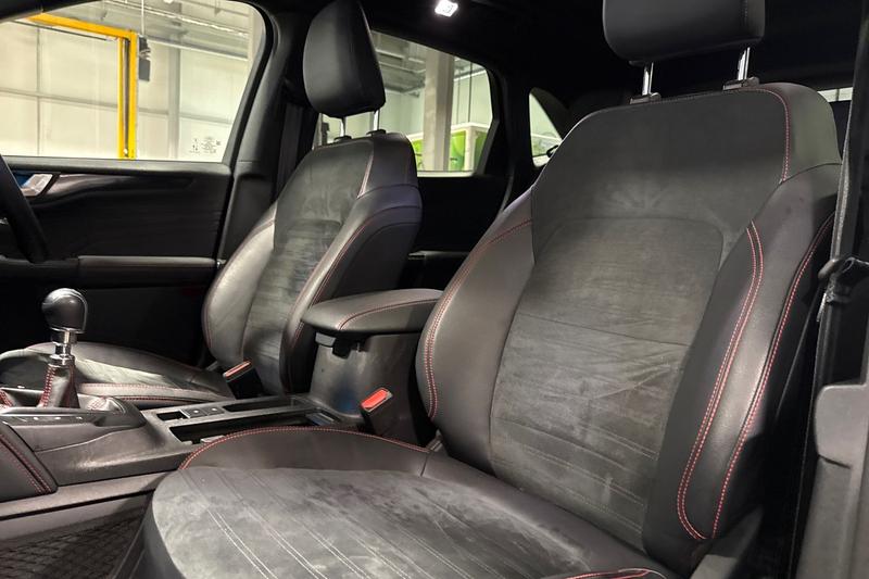 Used Ford Kuga 2022 for sale - 76557373: Photo 19