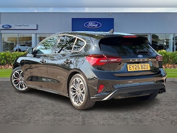 Used Ford Focus 2025 for sale - 79102505: Photo