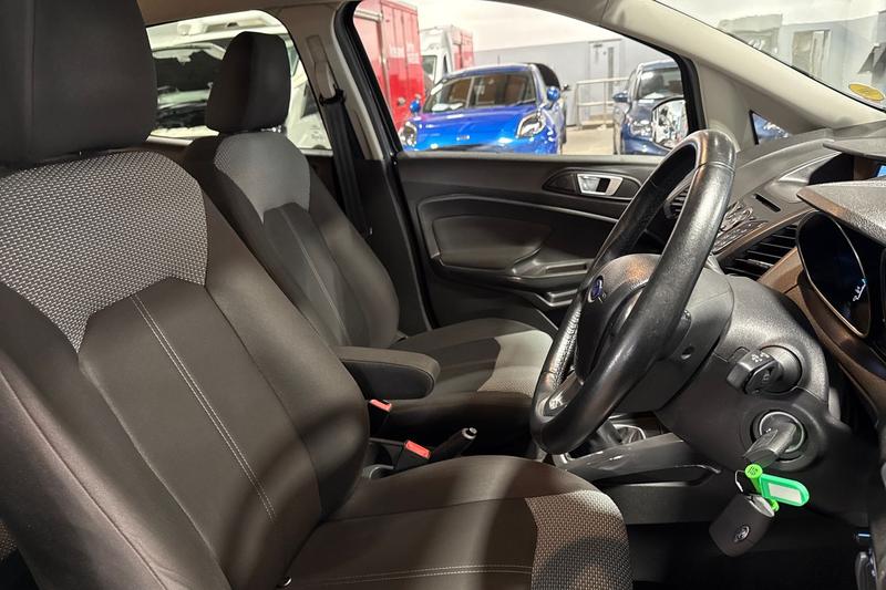 Used Ford Ecosport 2017 for sale - 76568497: Photo 17